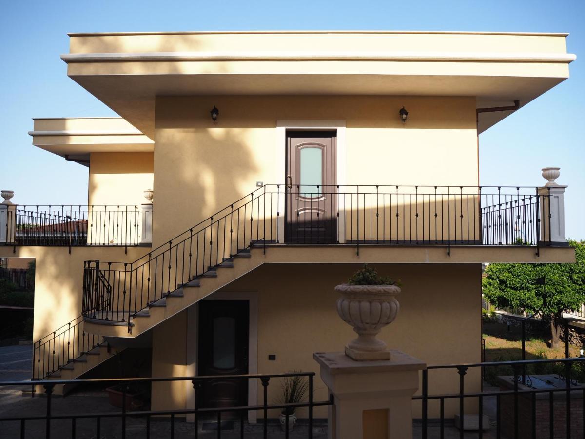 Viaggio In Sicilia B&B Гравина-ди-Катания Экстерьер фото