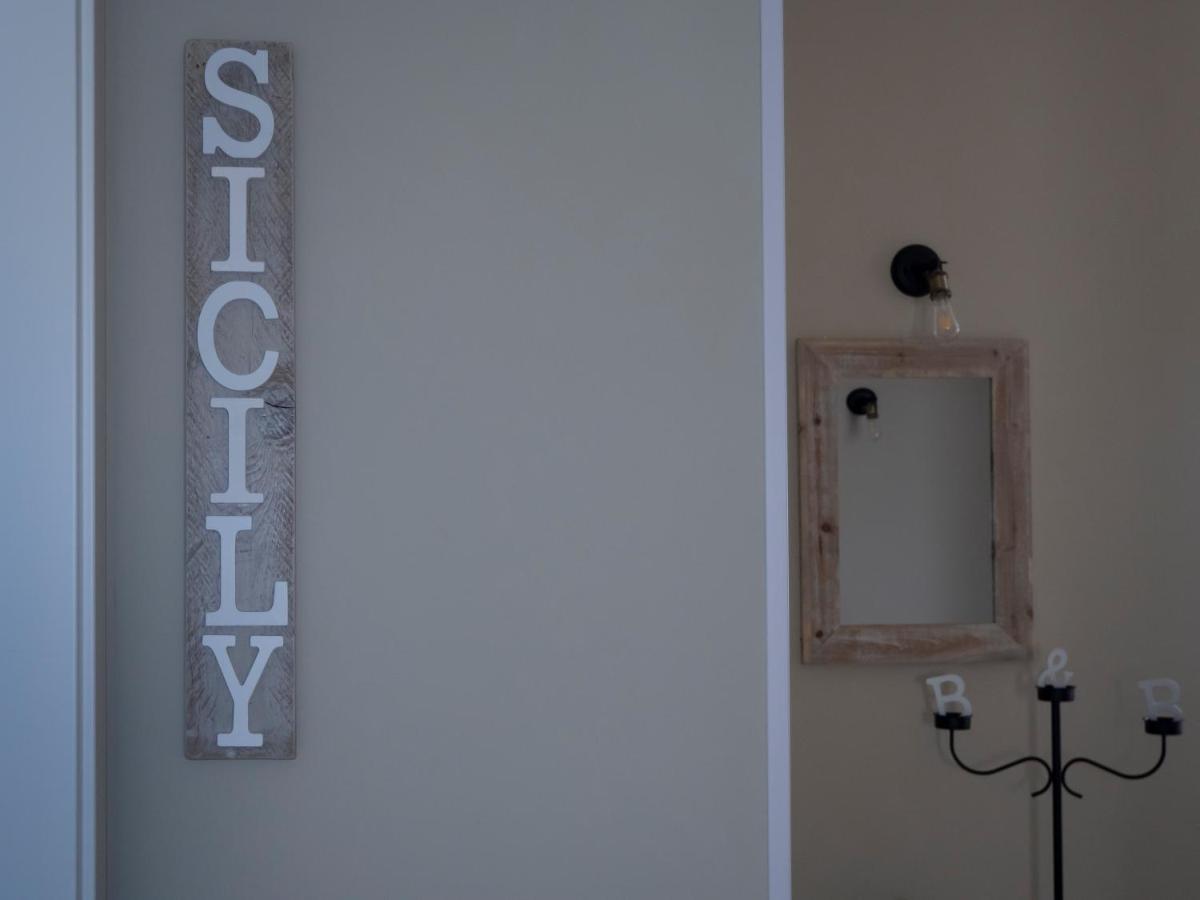 Viaggio In Sicilia B&B Гравина-ди-Катания Экстерьер фото